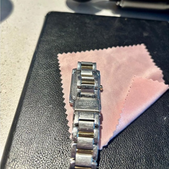 Seiko Silver Watch - Picture 2 of 3